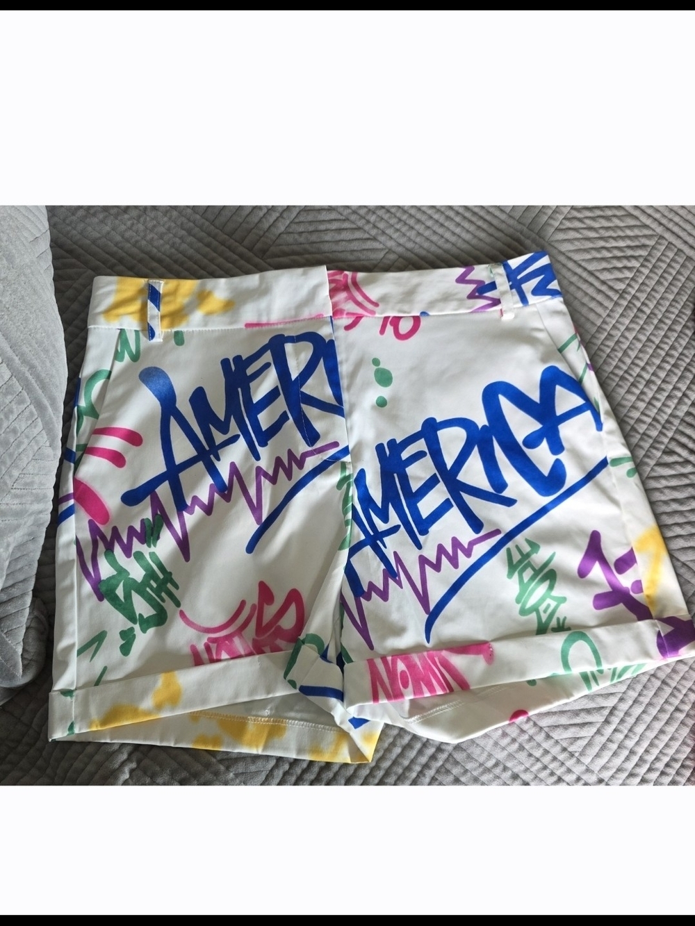 NWT White Graffiti Print Shorts with Blue 'AMERICA' Script